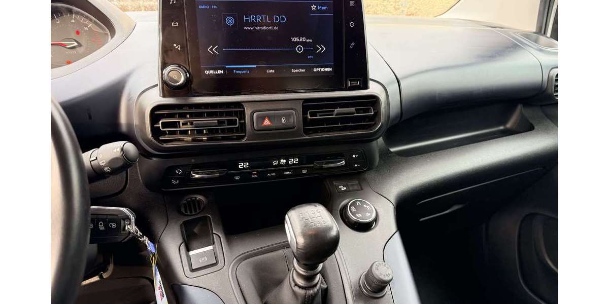 Peugeot Rifter 37.560 km 16.900 &euro; Freital bei Dresden 01705