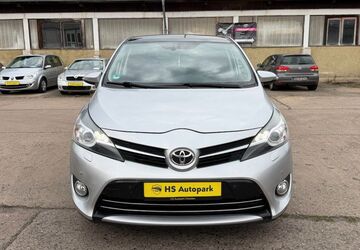 Toyota Verso 129.246 km 6.900 &euro; Dresden 01159