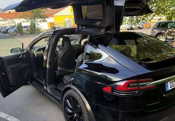 Tesla Model X 94.600 km 42.400 &euro; Dresden, Stadt 01159