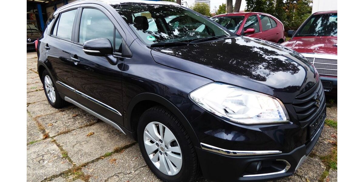 Suzuki (SX4) S-Cross 117.048 km 10.699 &euro; Dresden 01237