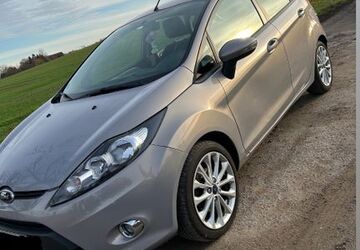 Ford Fiesta 62.279 km 5.500 &euro; Dresden 01169