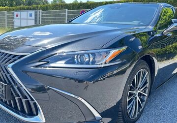 Lexus ES 300 96.000 km 35.999 &euro; Dresden 01259