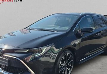 Toyota Corolla 93.974 km 23.670 &euro; Pirna 01796