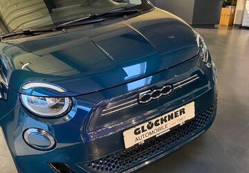 Fiat 500 5.853 km 26.990 &euro; Dresden 01109