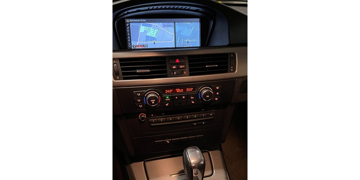 BMW 325i 119.000 km 15.500 &euro; Dresden 01067