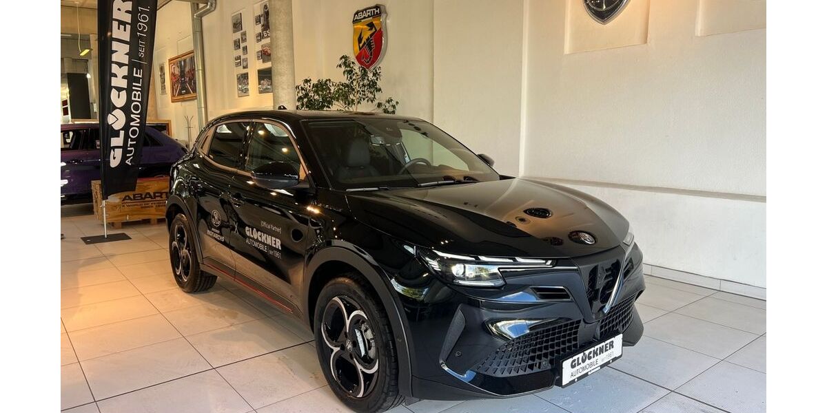 Alfa Romeo Junior 4.863 km 33.925 &euro; Dresden 01109