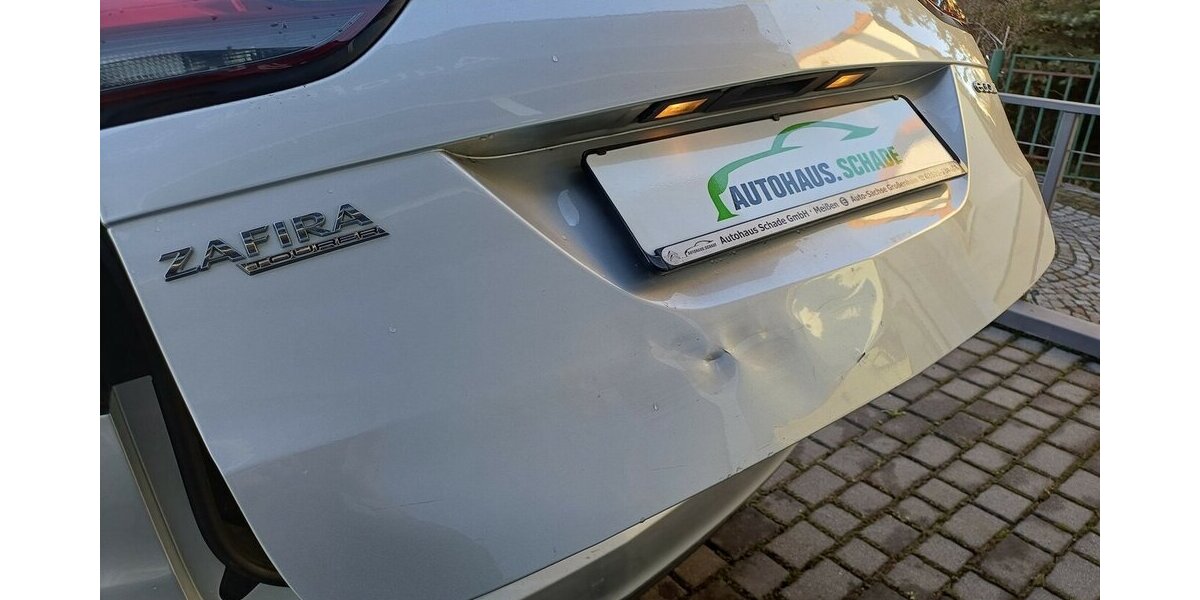 Opel Zafira C Tourer Innovation 225.537 km 6.995 &euro; Meißen 01662