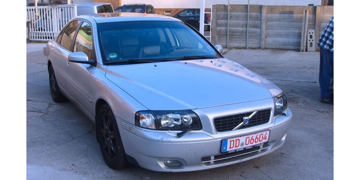 Volvo S80 207.000 km 1.740 &euro; Dresden 01129