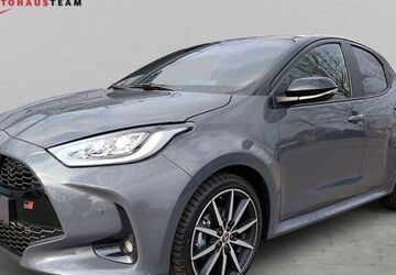 Toyota Yaris 4.000 km 28.990 &euro; Pirna 01796