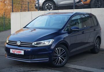 VW Touran 74.132 km 24.950 &euro; Dresden 01069