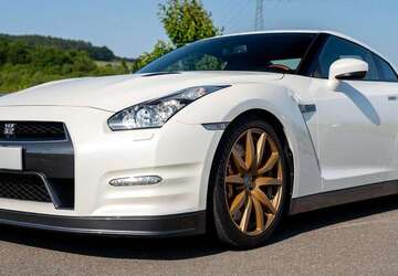 Nissan GT-R 74.500 km 84.549 &euro; Heidenau 01809