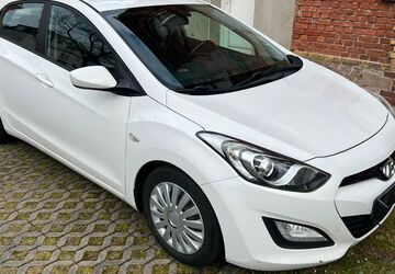 Hyundai i30 200.000 km 4.999 &euro; Dresden 01139