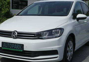 VW Touran 105.400 km 13.900 &euro; Dresden 01237
