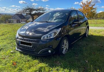 Peugeot 208 84.500 km 7.900 &euro; Ohorn 01896