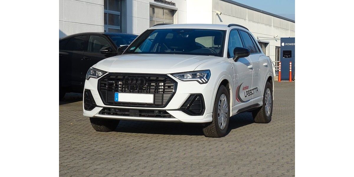 Audi Q3 7.500 km 44.900 &euro; Meißen 01662