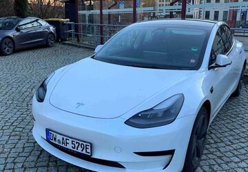 Tesla Model 3 77.000 km 22.600 &euro; Glashütte 01768