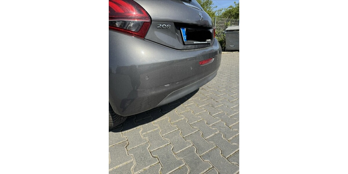 Peugeot 208 83.000 km 6.500 &euro; Frankenthal 01909