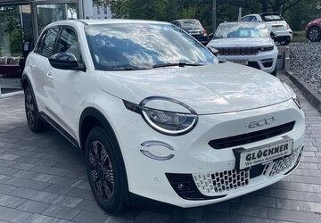 Fiat 600 8.257 km 25.990 &euro; Dresden 01109