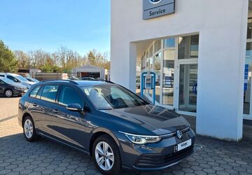 VW Golf 27.700 km 22.990 &euro; Königsbrück 01936
