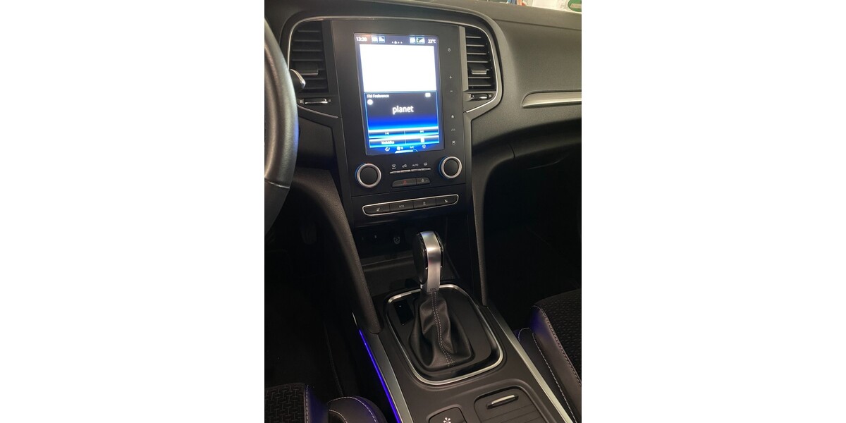 Renault Megane IV Grandtour 89.000 km 13.800 &euro; Dresden 01067