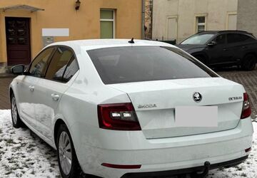 Skoda Octavia 88.000 km 17.900 &euro; Pirna 01796