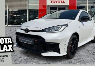 Toyota Yaris 10.416 km 43.990 &euro; Dresden 01139