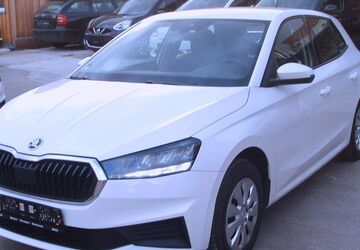 Skoda Fabia 50.000 km 11.300 &euro; Dresden 01129