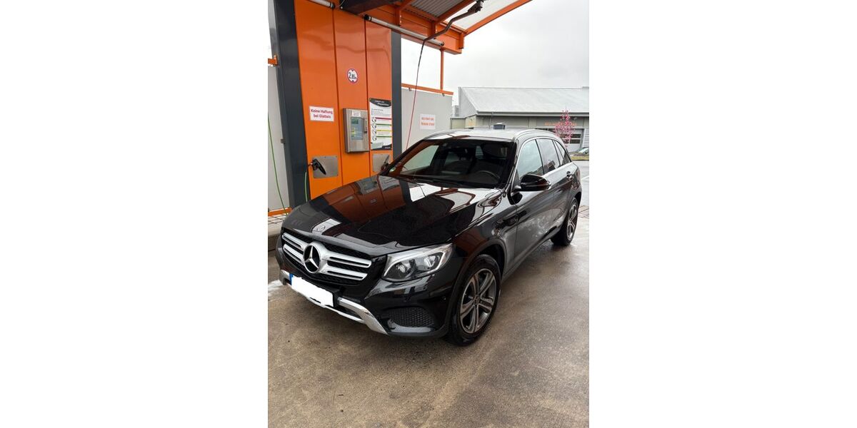 Mercedes-Benz GLC 220 124.000 km 22.000 &euro; Dresden 01127