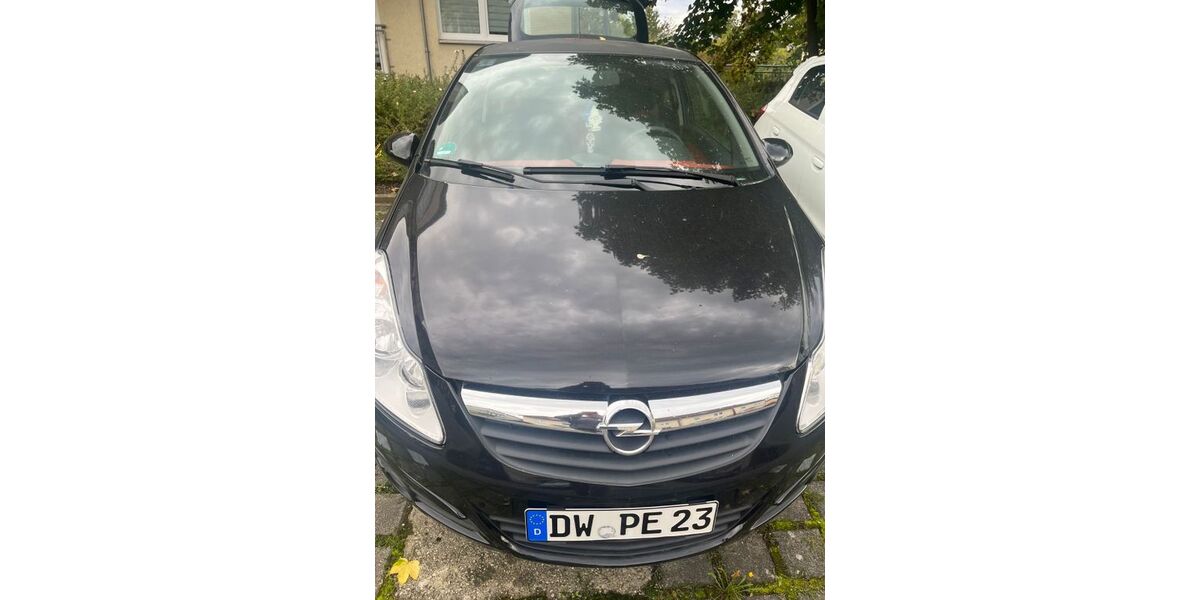 Opel Corsa 88.000 km 2.100 &euro; Freital 01705