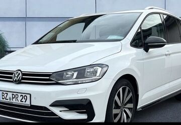 VW Touran 5.998 km 37.419 &euro; Radeberg 01454