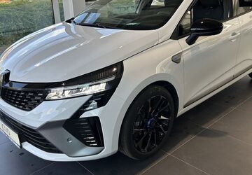 Renault Clio 2.384 km 22.490 &euro; Dresden 01257