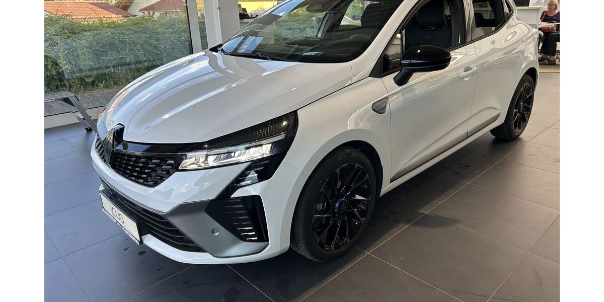 Renault Clio 2.384 km 22.490 &euro; Dresden 01257