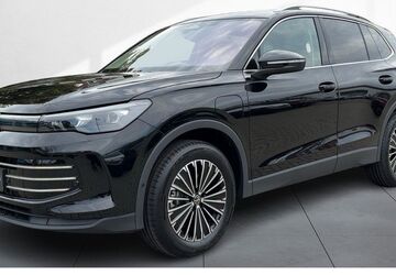 VW Tiguan 9.851 km 48.890 &euro; Dresden 01067