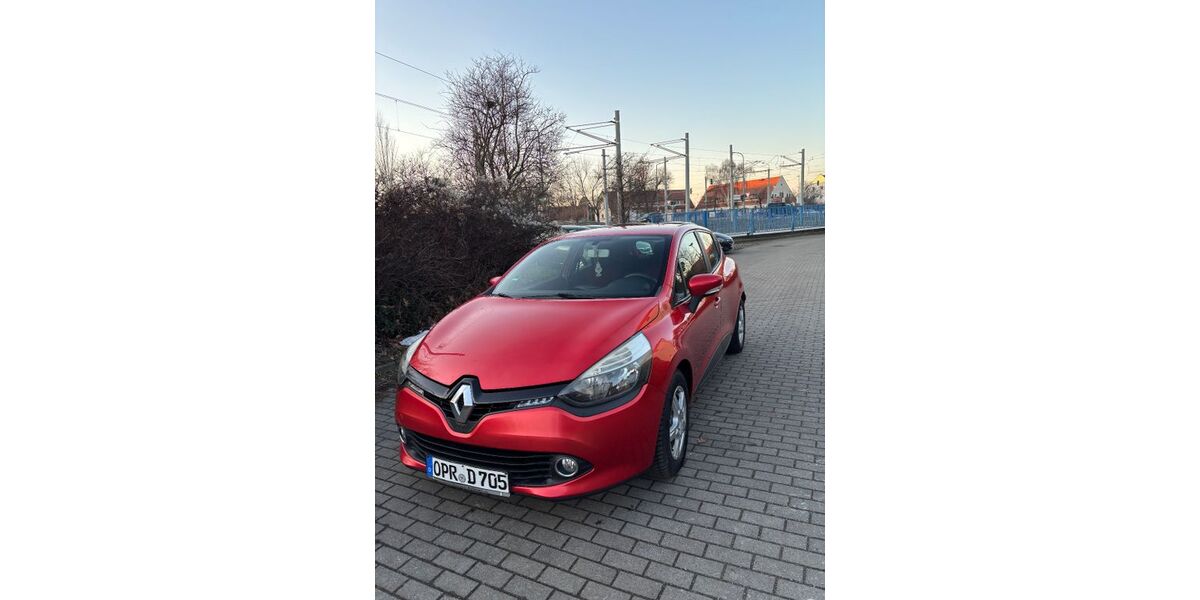 Renault Clio 153.234 km 5.300 &euro; Dresden 01239