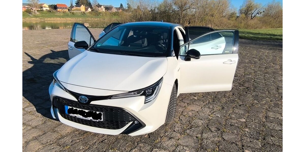 Toyota Corolla 21.790 km 19.990 &euro; Dresden 01259