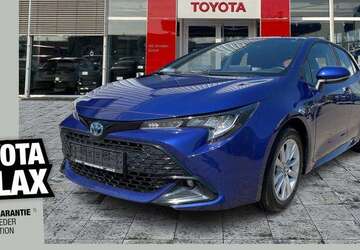 Toyota Corolla 7.648 km 23.490 &euro; Dresden 01139