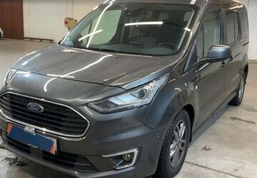 Ford Grand Tourneo 89.986 km 23.950 &euro; Heidenau 01809