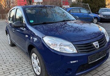 Dacia Sandero 115.000 km 1.700 &euro; Dresden 01139