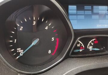 Ford Kuga 204.000 km 7.900 &euro; Radebeul 01445