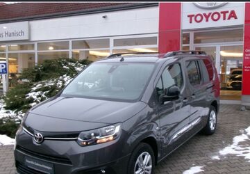 Toyota Proace (Verso) 45.450 km 25.490 &euro; Dresden 01259