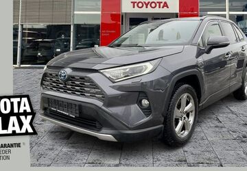 Toyota RAV 4 59.100 km 31.740 &euro; Dresden 01139