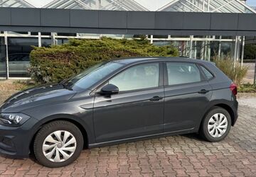 VW Polo 124.450 km 8.990 &euro; Struppen 01796