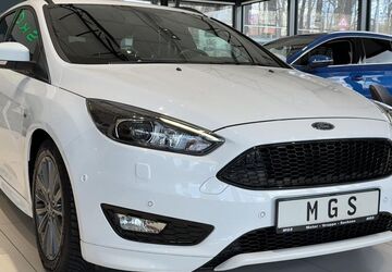 Ford Focus 64.588 km 11.690 &euro; Dresden 01099