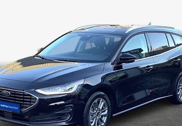 Ford Focus 1.500 km 29.430 &euro; Dresden 01159