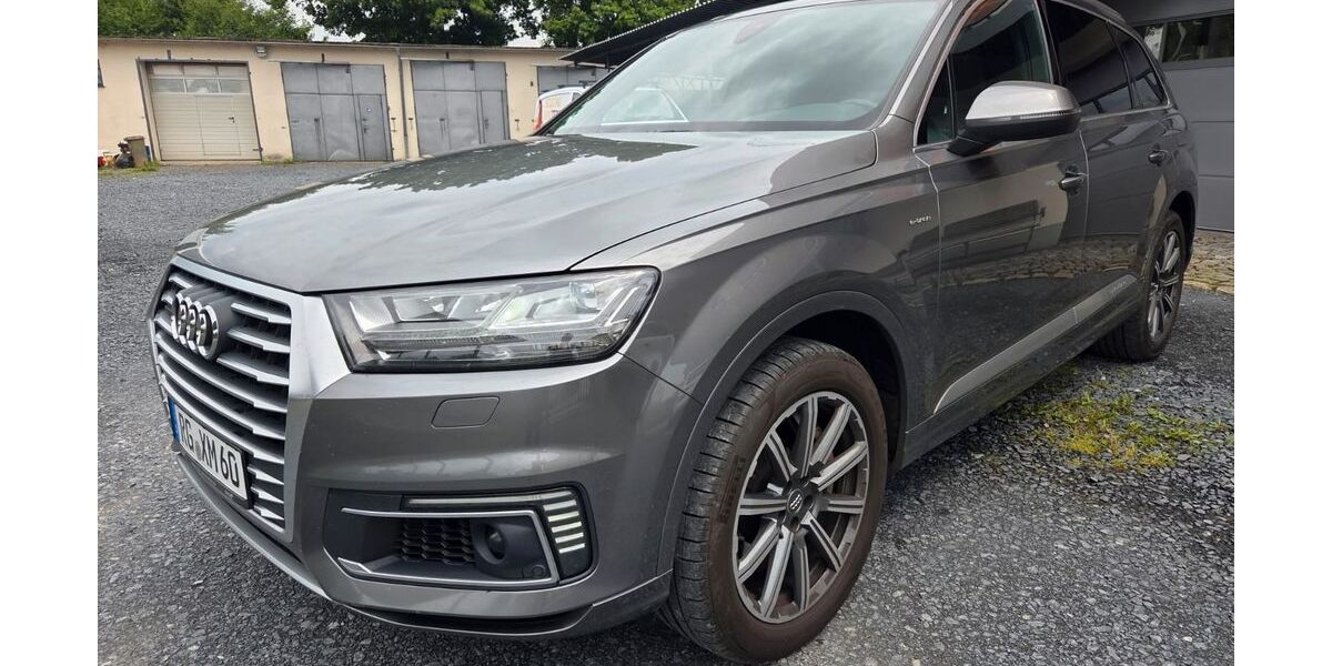 Audi Q7 235.000 km 22.500 &euro; Coswig 01640