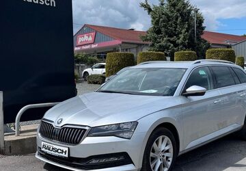 Skoda Superb 48.611 km 29.900 &euro; Dresden 01156