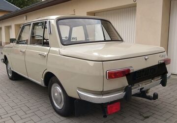 Wartburg 353 9.000 km 12.500 &euro; Dresden 01187