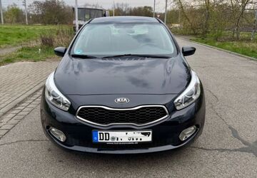 Kia ceed / Ceed 106.000 km 6.249 &euro; Dresden 01279