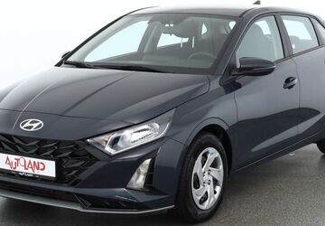 Hyundai i20 7.698 km 18.890 &euro; Dresden 01069