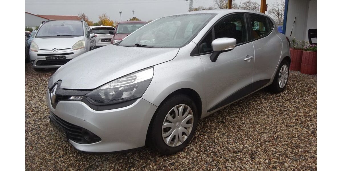 Renault Clio 207.627 km 3.700 &euro; Dresden 01219